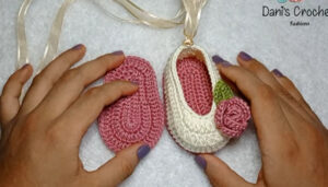 hermosos zapatitos para bebé a crochet